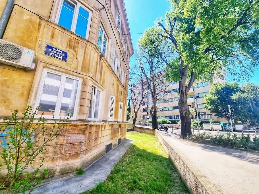 Dalmatian Apartment In The City Center Croatia